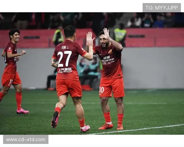 阿利松持续展现卓越指挥防线能力，球队稳守阵地状态稳健