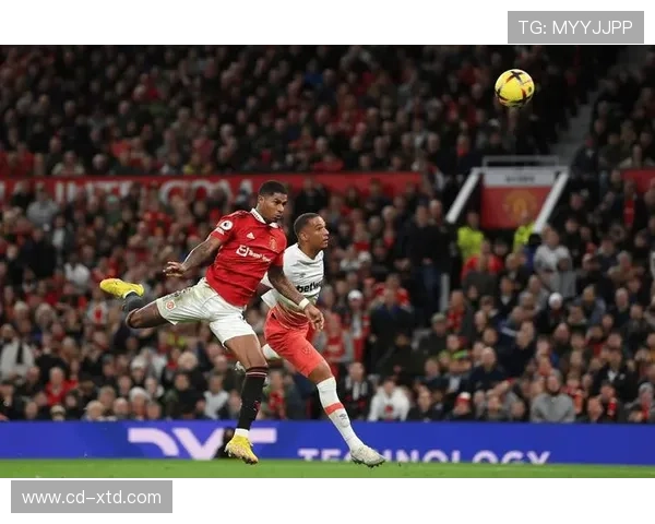 曼联战术执行问题持续暴露,球队表现波动对争冠形势产生影响