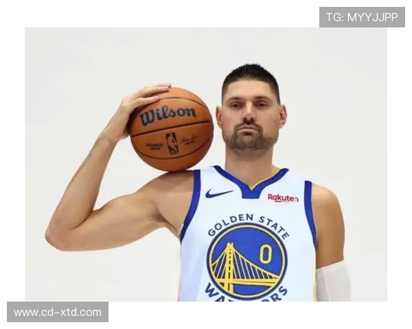 武切维奇内线强攻制造空位，助魔术提升关键时刻得分效率